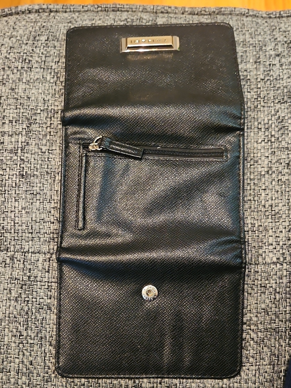 Tahari Wallet- Used - Picture 4 of 6